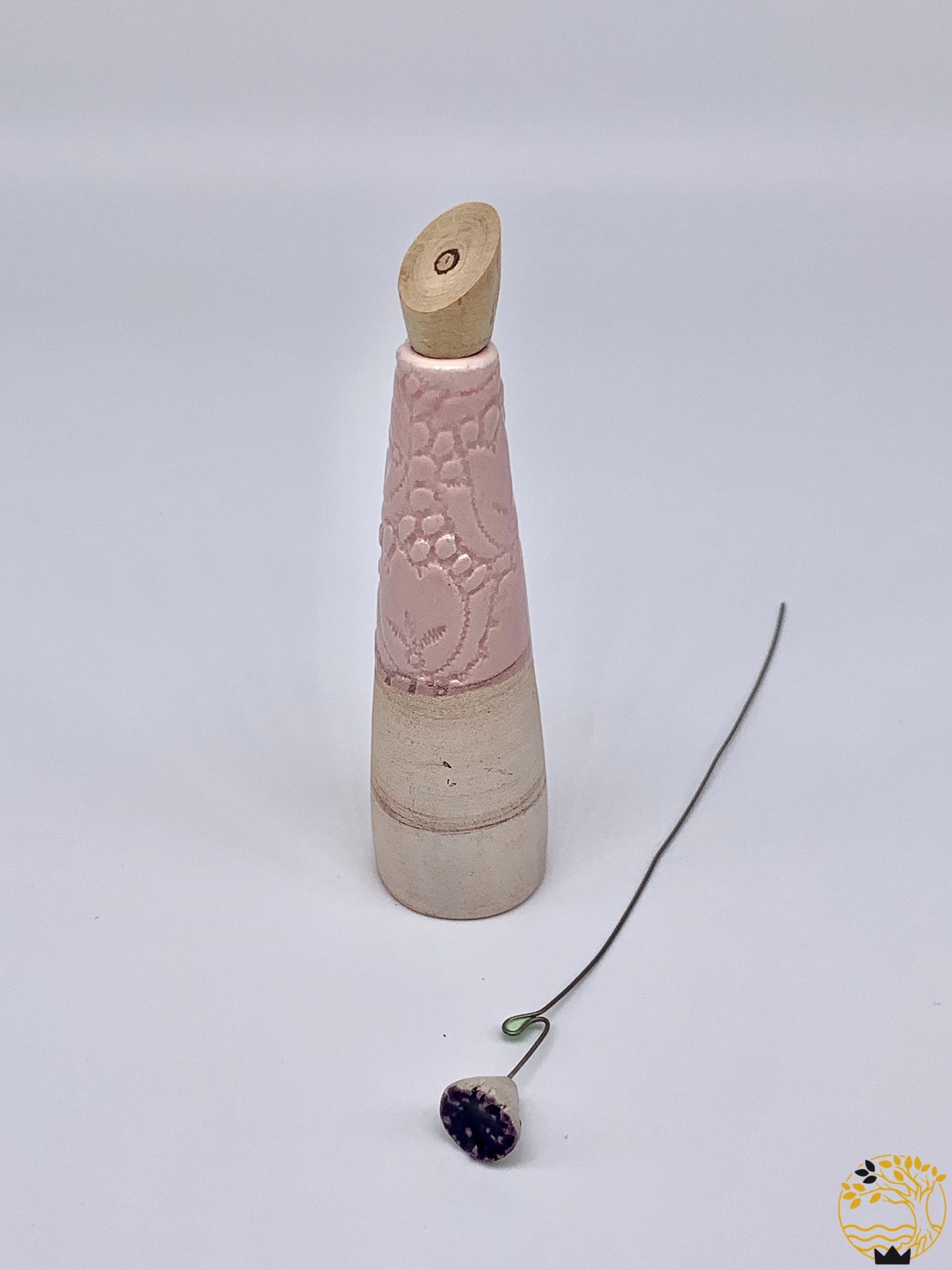 Keramikgefäss mit Deckel in beige/rosa - werkvoll.ch