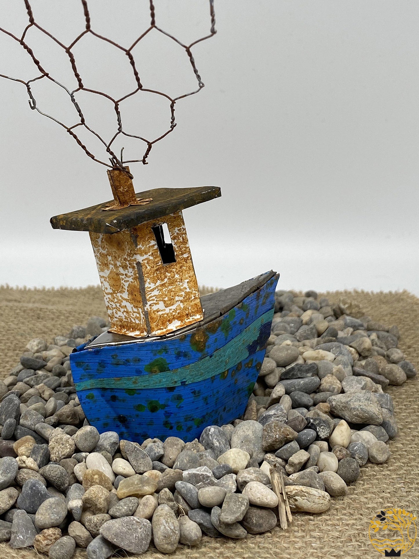 Fischerboot zum Aufstellen aus recyceltem Material hellblau/türkis - werkvoll.ch