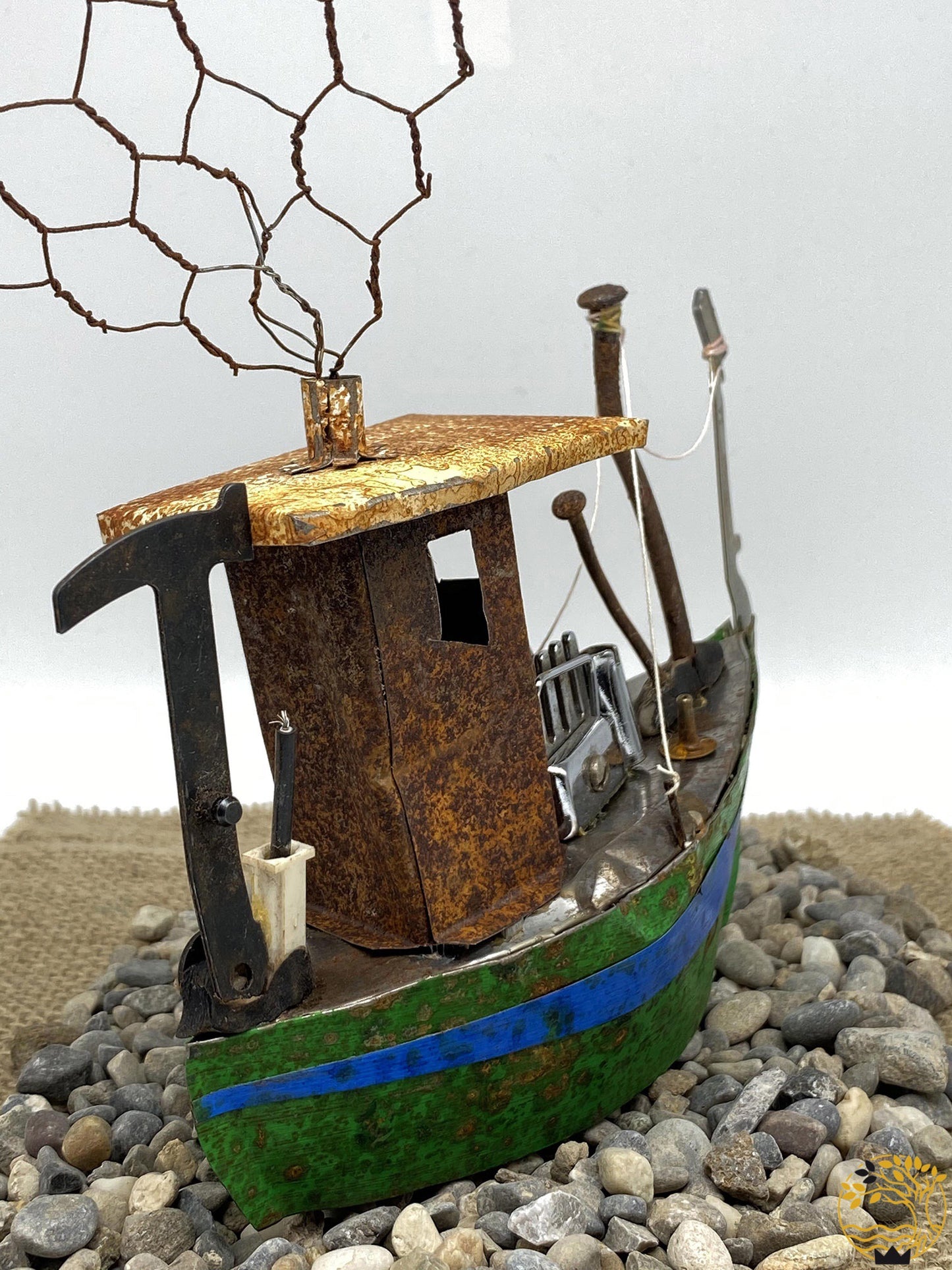 Fischerboot zum Aufstellen aus recyceltem Material grün/blau - werkvoll.ch