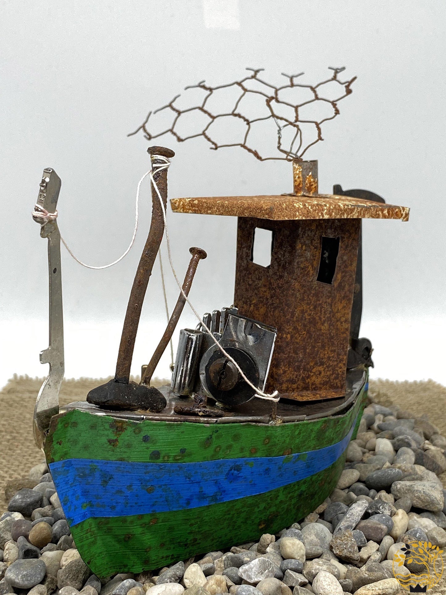 Fischerboot zum Aufstellen aus recyceltem Material grün/blau - werkvoll.ch
