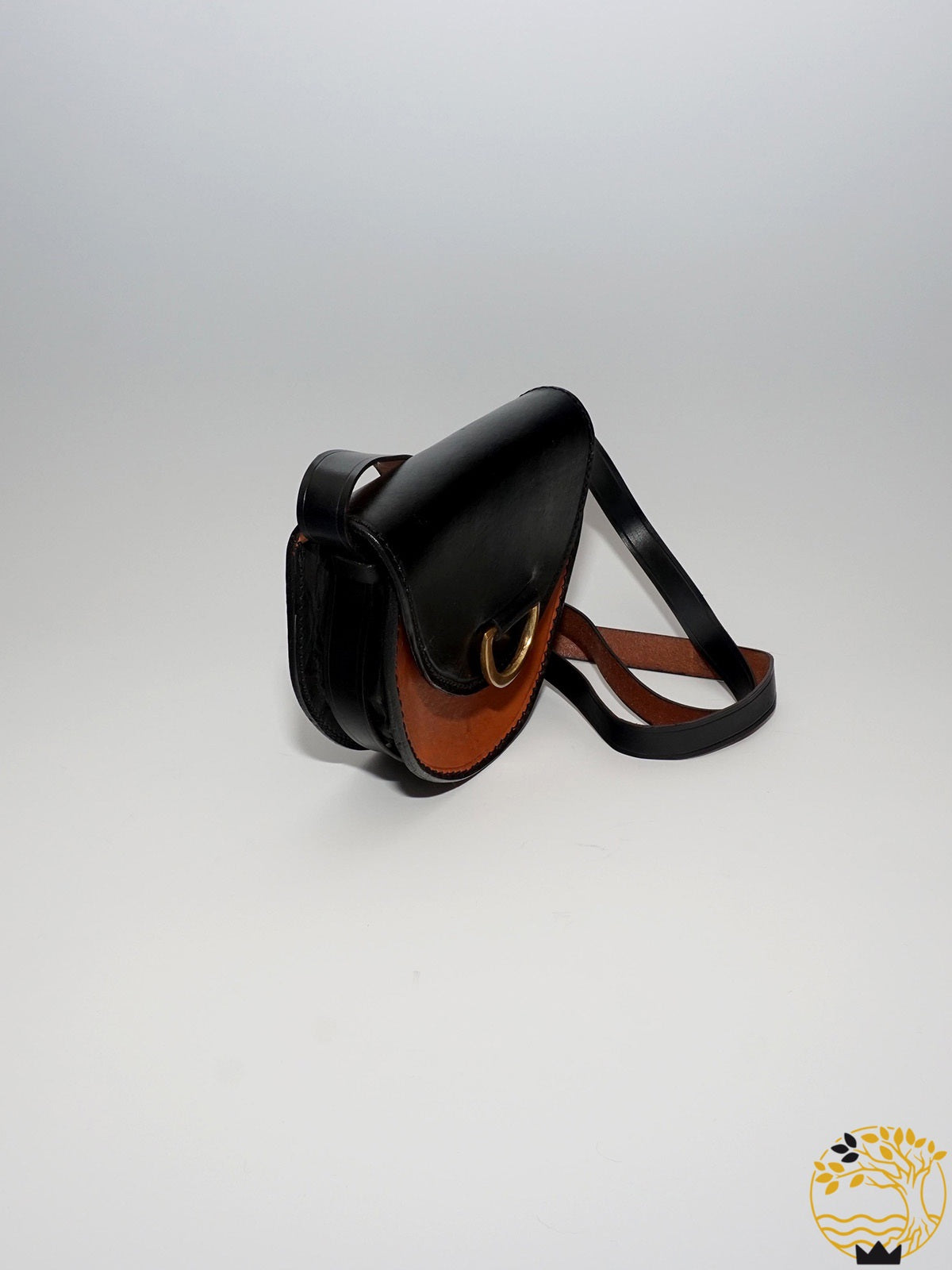 Tasche aus Rindsleder schwarz/hellbraun