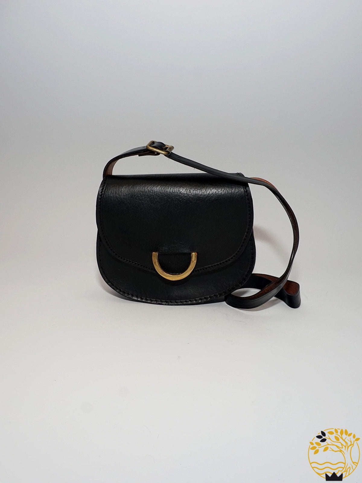 Einfarbige Tasche aus Rindsleder