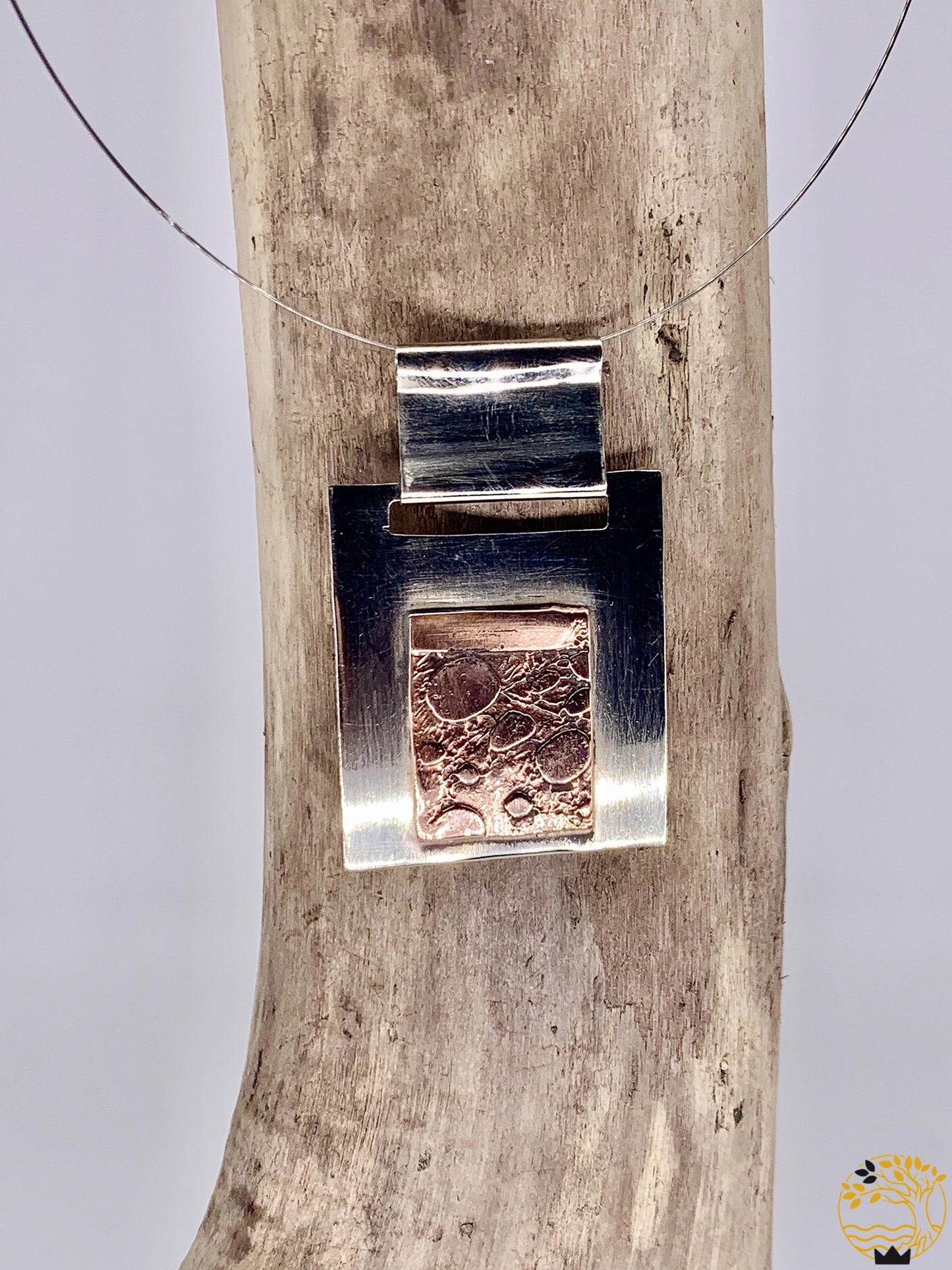 Wunderschöne abstrakte Halskette mit Rechteckigem Anhänger