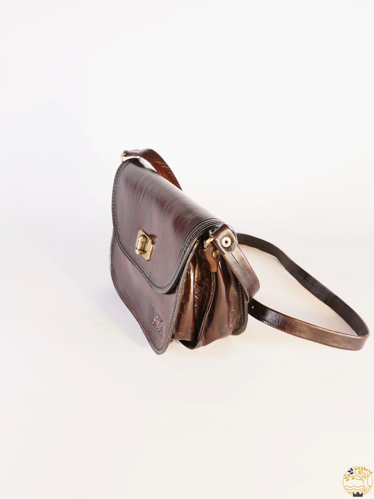 Kleine dunkelbraune Tasche zum umhängen - werkvoll.ch